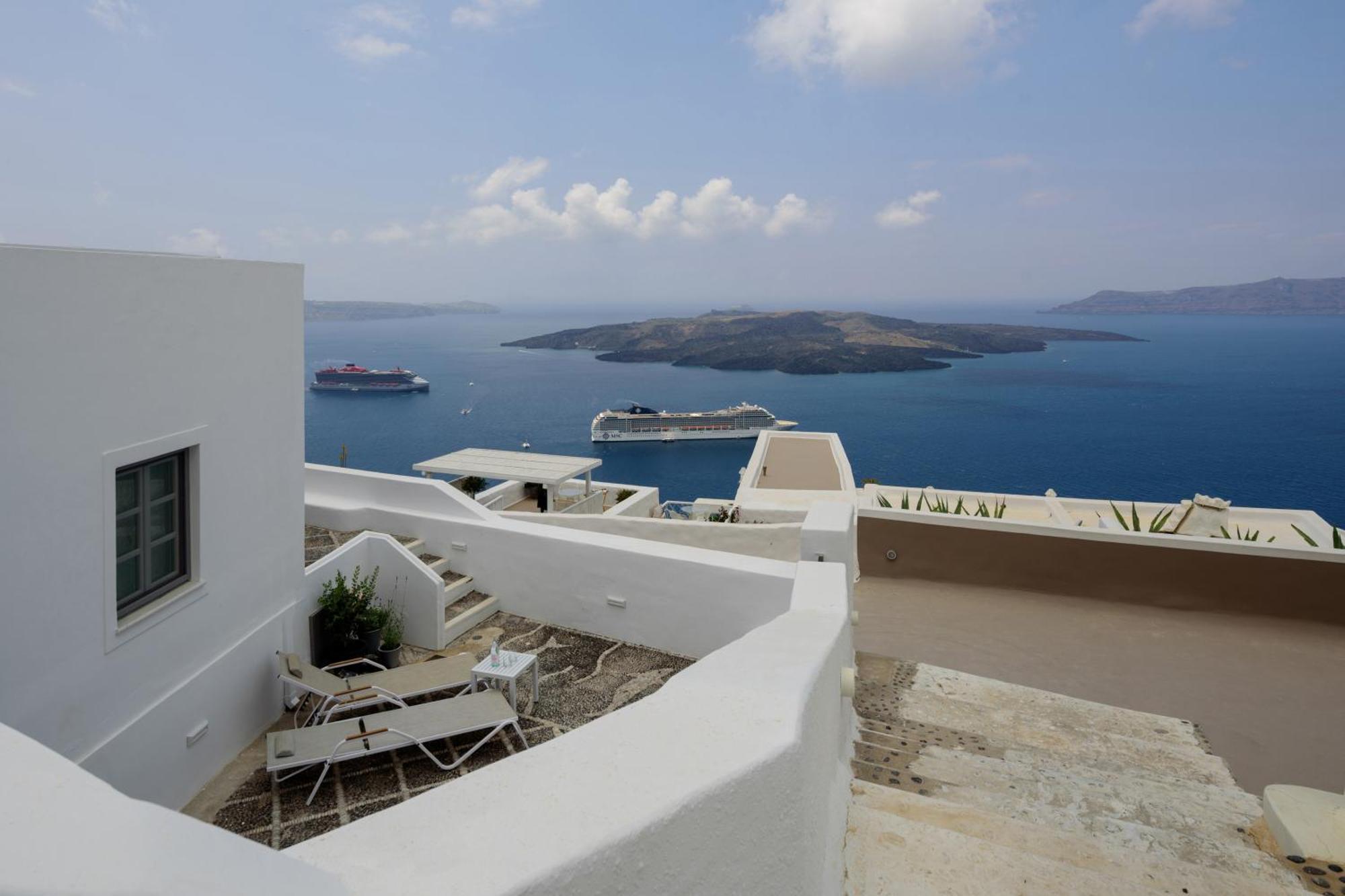 Anemos Family Suites Fira  Eksteriør bilde